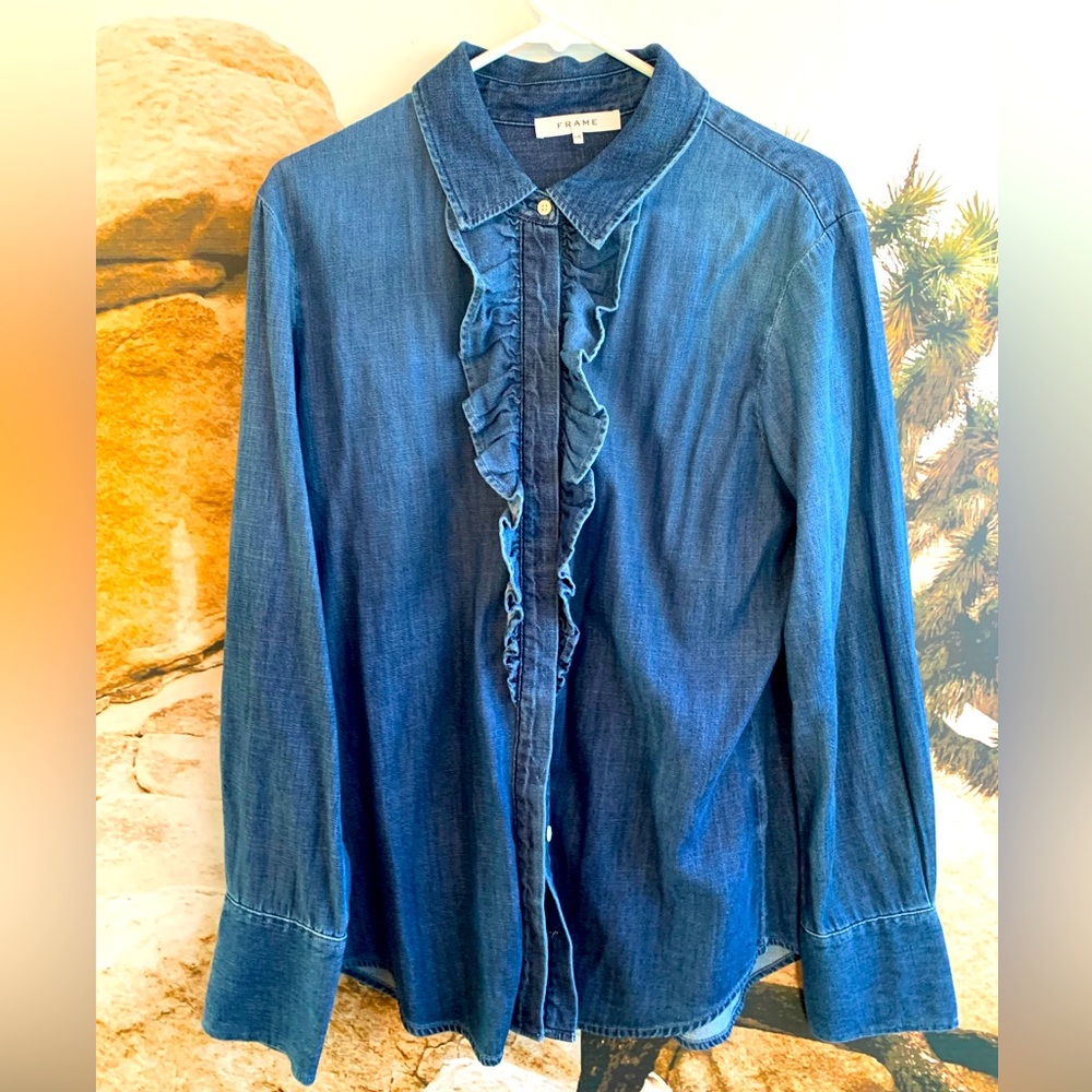 Amazing super soft denim tuxedo blouse by Frame
